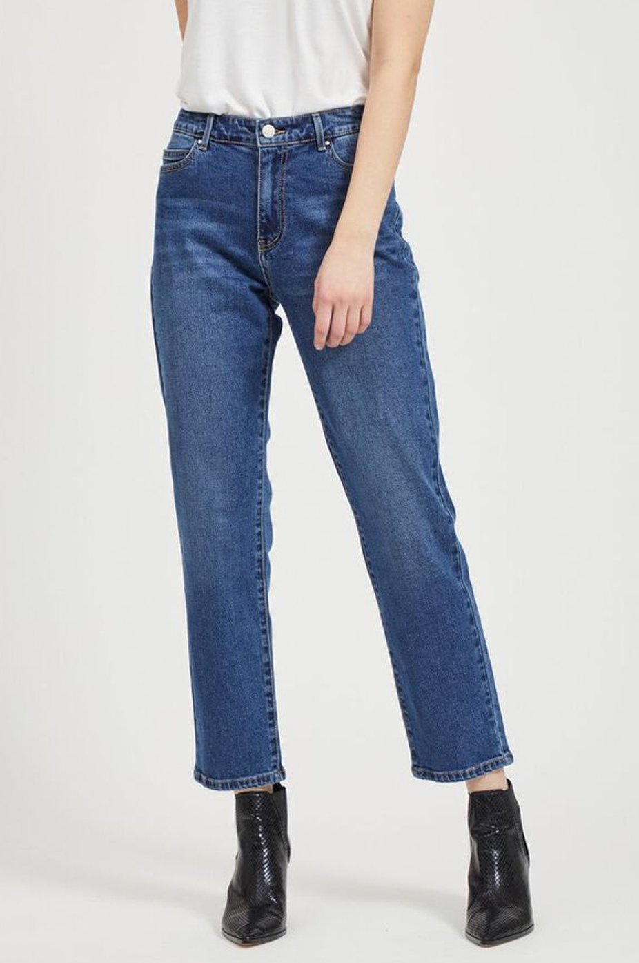 Visommer Blue Cropped Jeans - Product - Sienna Goodies