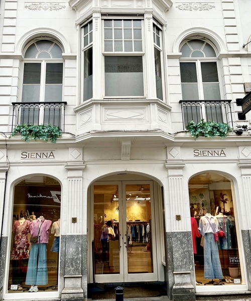 Our stores - Sienna Goodies